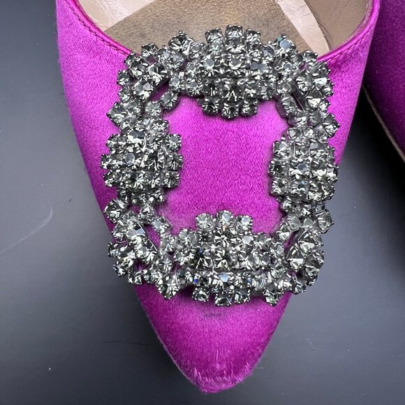 Manolo Blahnik Jewel Pumps 4” in pink. - Picture 9 of 13